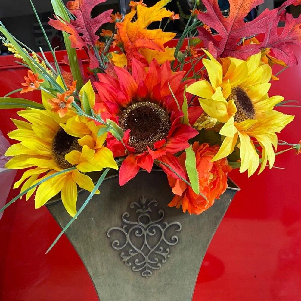 SL@H FLOWER MARKET DOOR BUCKET VINTAGE HANGING BASKET - Picture 2 of 12